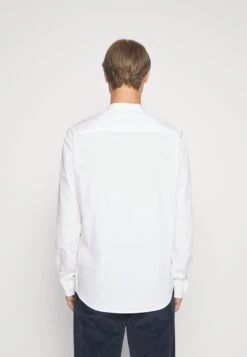 Pier One 2 Pack - Shirt - White/Olive -Pier One Vogue df19cc02f99342c9a0b8409e9ead6fb0