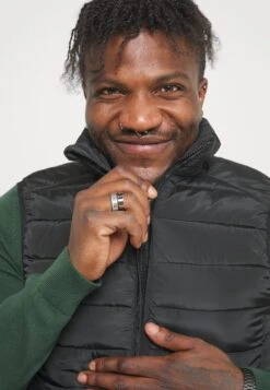 Pier One Waistcoat - Black -Pier One Vogue df3977bebe484975899d564025048a02