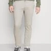 Pier One Chinos - Taupe 2 Pier One Chinos - Taupe -Pier One Vogue e4835b77837b458f94ec22d0ae8582f3