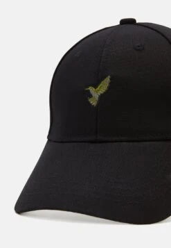 Pier One Unisex - Cap - Black -Pier One Vogue e562764f3cc64fc4874c8d51e611d993