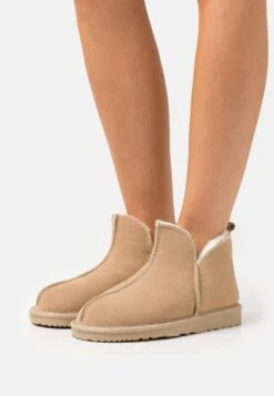 Pier One Leather- Slippers - Beige