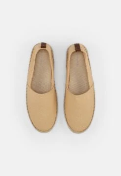 Pier One Rena Espadrille Unisex - Espadrilles - Beige -Pier One Vogue ee8bede9139e442b9465d505e9097d21