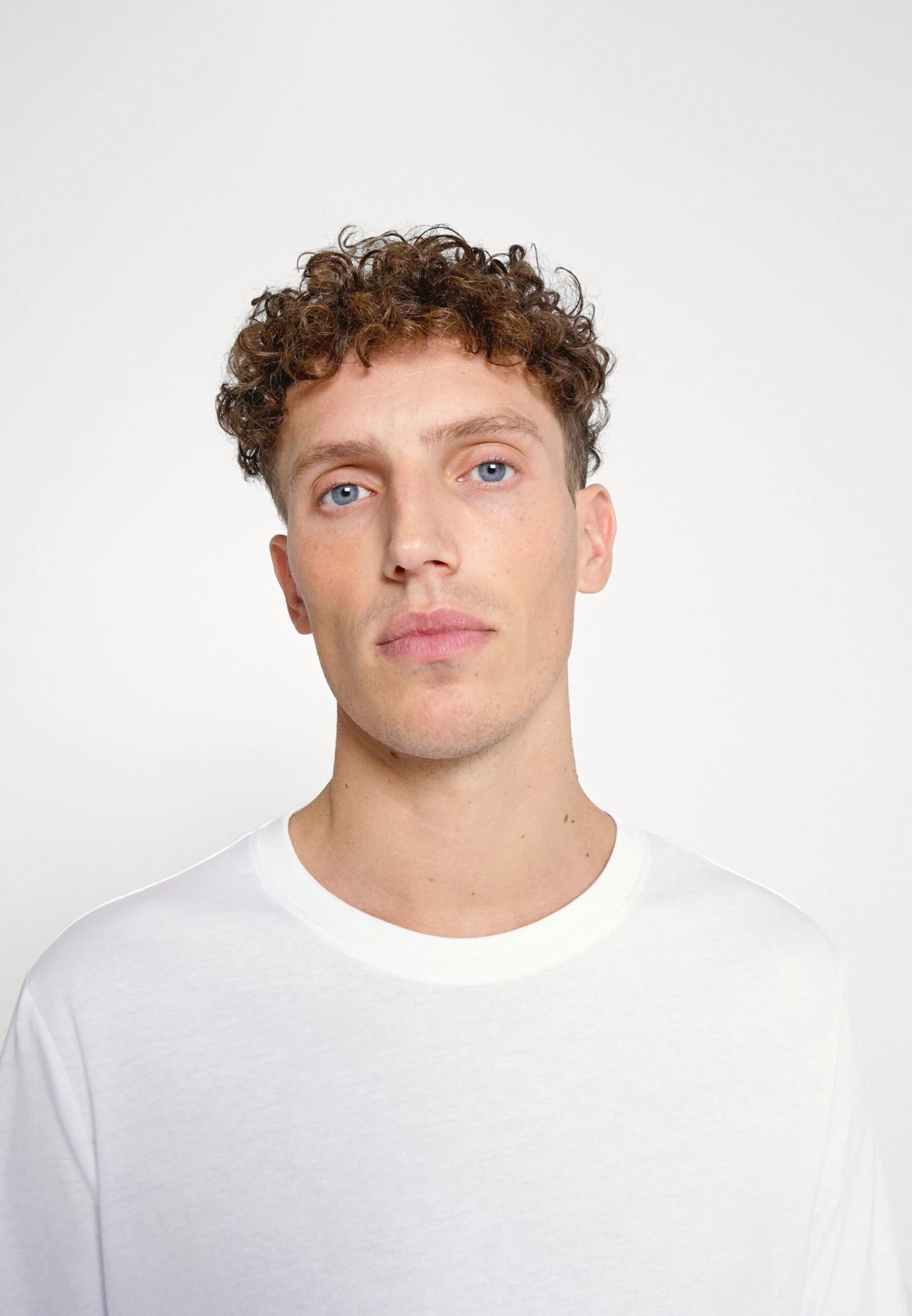 Pier One 5 Pack - Long Sleeved Top - Blue/White/Beige/Olive 8 Pier One 5 Pack - Long Sleeved Top - Blue/White/Beige/Olive - Image 6