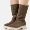 Pier One Leather Winter Boot - Boots - Khaki -Pier One Vogue f1e1084164b44c56bf7ad90acb69a5a2