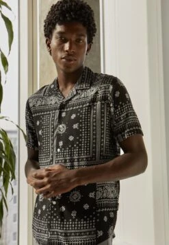 Pier One Unisex - Shirt - Black -Pier One Vogue f1f41040afc04553bf31d58a923943f8