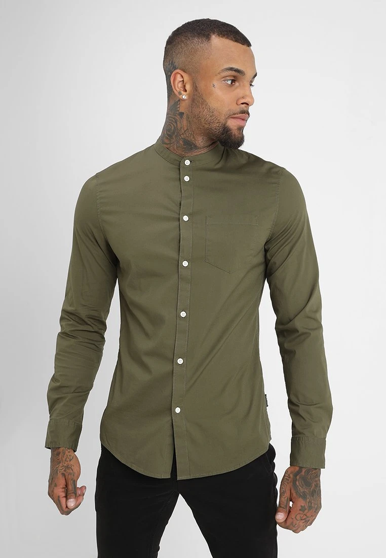Pier One Muscle Fit Stand- Shirt - Oliv 3 Pier One Muscle Fit Stand- Shirt - Oliv