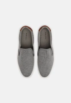 Pier One Unisex - Slip-Ons - Dark Grey -Pier One Vogue fd4006995ad74583bd5d996537dcc72b