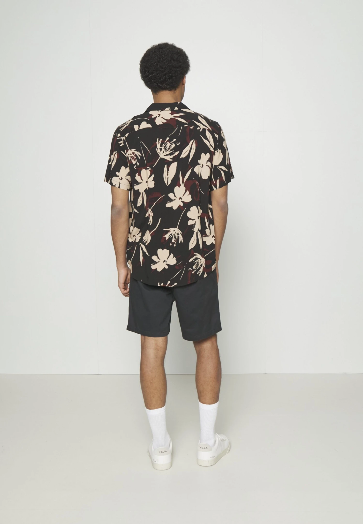 Pier One 2 Pack - Shorts - Olive/Black 5 Pier One 2 Pack - Shorts - Olive/Black - Image 3